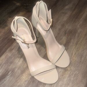 Never been worn Fashion Nova heels